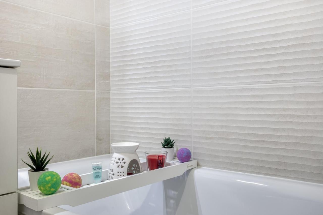Luxueux Paris - Bagnolet - Les Lilas-Parking Gratuit Luaran gambar
