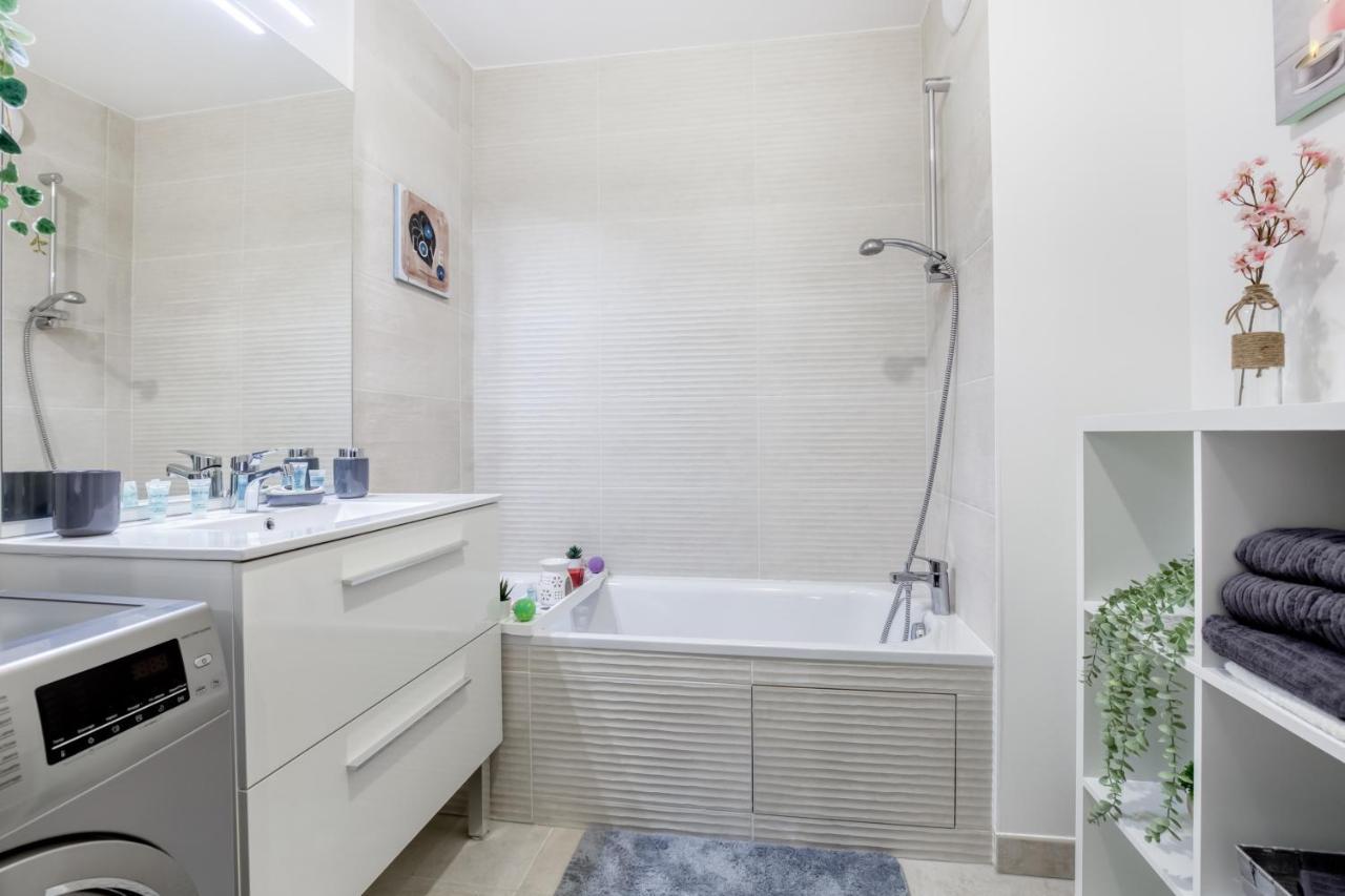 Luxueux Paris - Bagnolet - Les Lilas-Parking Gratuit Luaran gambar